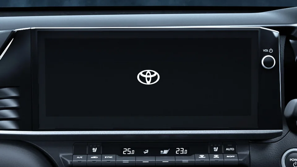 New 12.3" Head Unit Display di dalam Toyota Camry, ditampilkan untuk calon pembeli di Samarinda (spek camry)