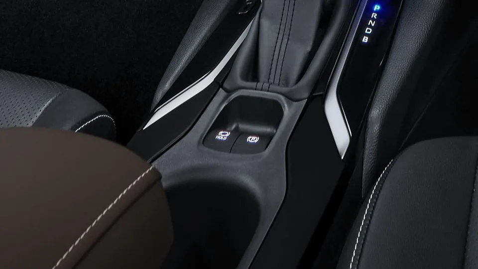 Interior Toyota Corolla Cross: New Electric Parking Brake – referensi review corolla cross