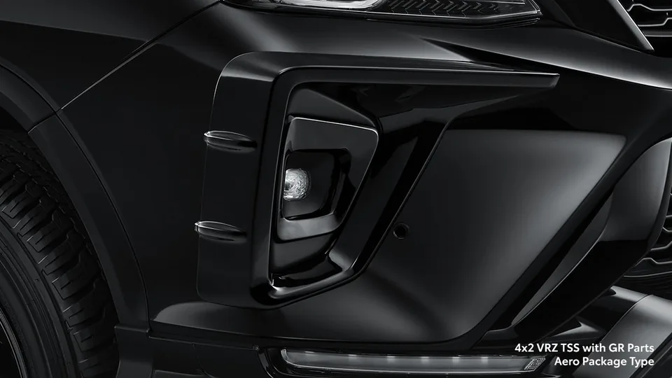New Foglamp Garnish pada Toyota Fortuner, bagian dari ulasan spek fortuner