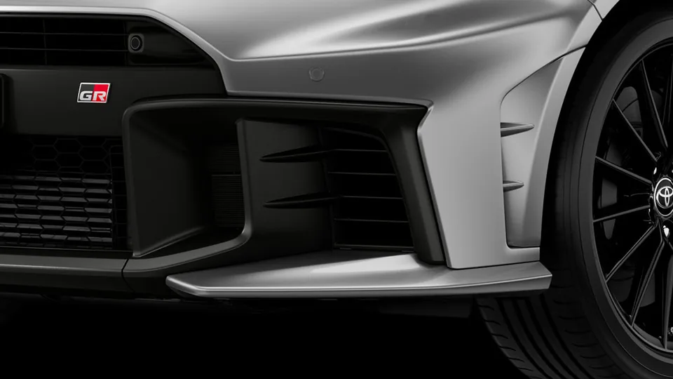 Tampak luar Toyota GR Yaris – New Canard-Shaped Bumper Corner; harga OTR Samarinda mulai Rp 1.235.100.000 (otr gr yaris)