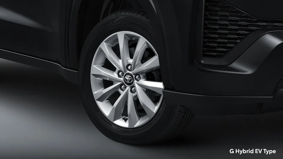 Detail eksterior Toyota Kijang Innova Zenix (New Captivating 17" Alloy Wheel) untuk pembeli di Samarinda (spek innova zenix)