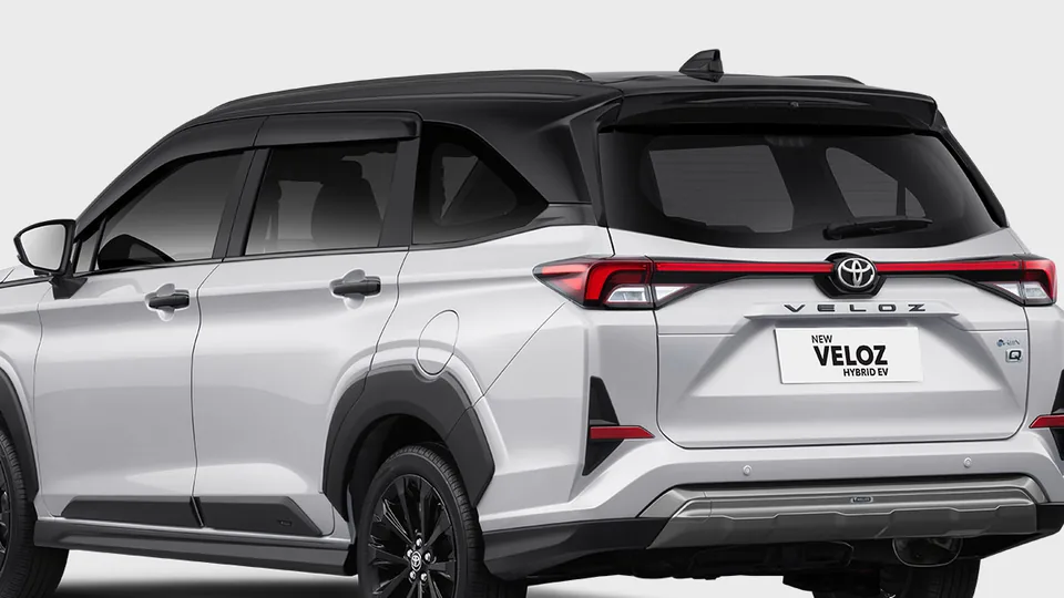 Foto detail bodi Toyota Veloz: New Two Tone Roof (cicilan veloz q)