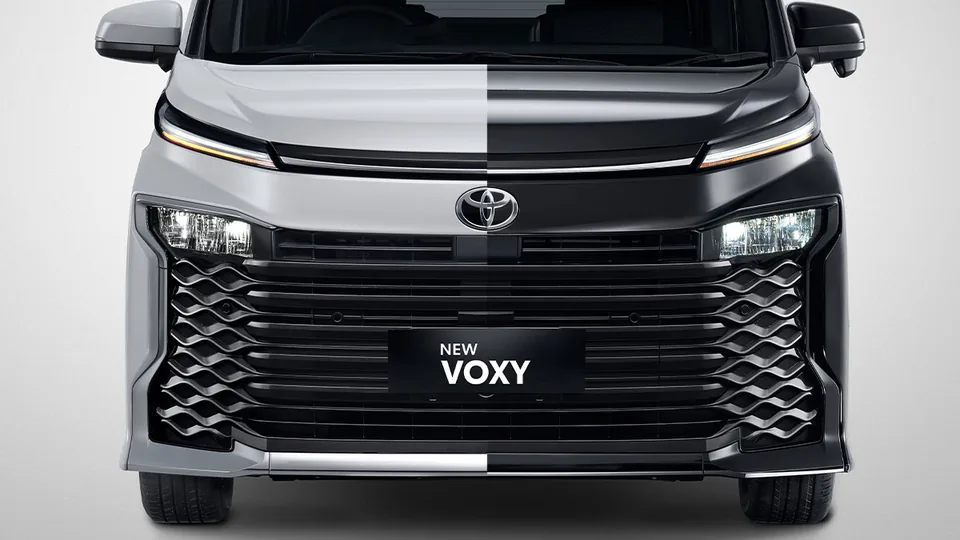 Foto detail bodi Toyota Voxy: New Resilient Front Bumper And Intriguing Grille Design (otr voxy)