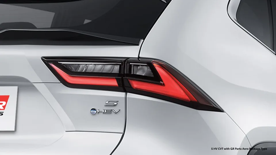 Eksterior Toyota Yaris Cross: Attractive LED Rear Combination Lamp – referensi kelebihan yaris cross