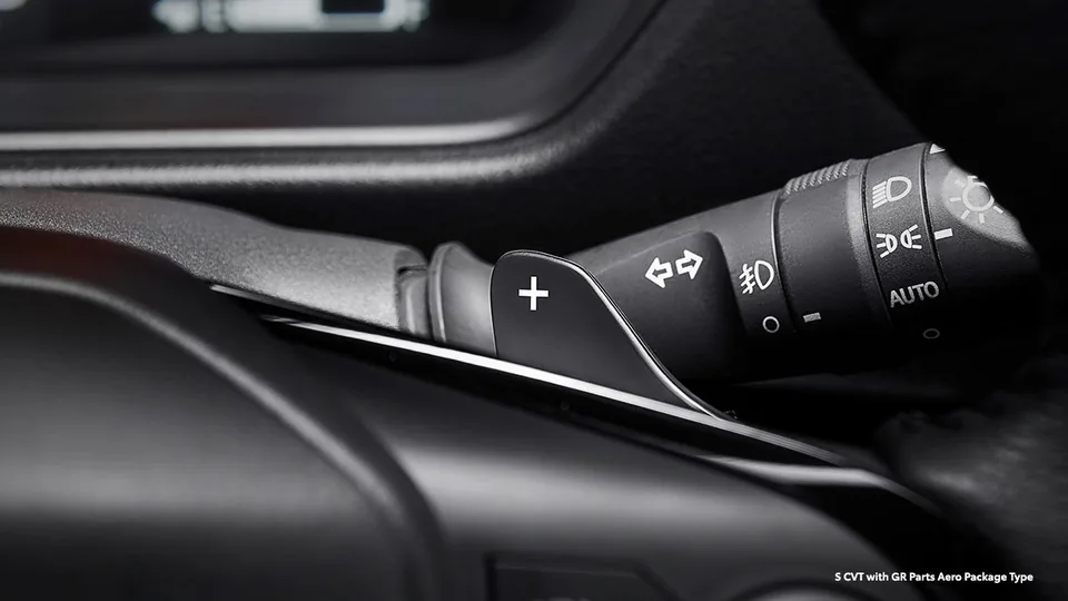 Foto interior Toyota Yaris Cross: Dynamic Paddle Shift (All S Gasoline Type) (spek yaris cross)